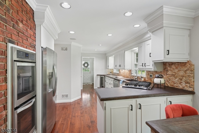 Oak Knoll - Residential