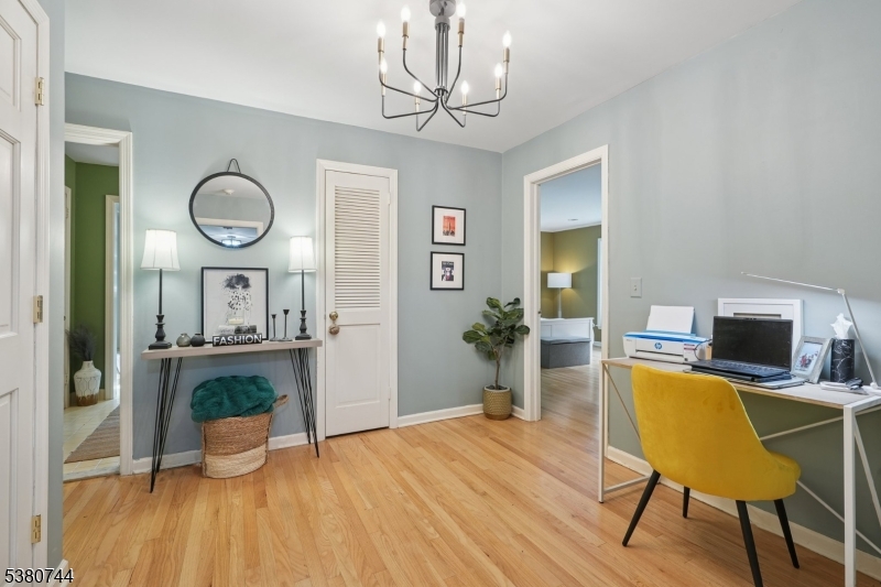 Oak Knoll - Residential