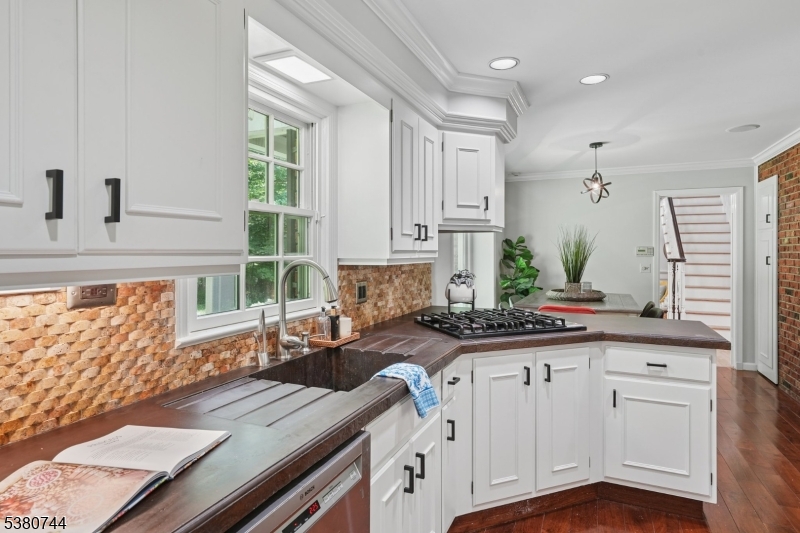 Oak Knoll - Residential