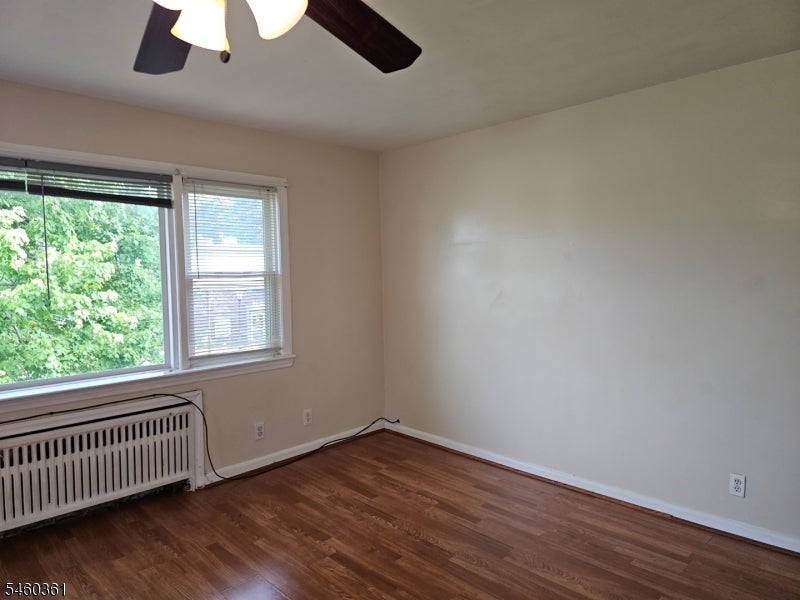 544 Irvington Ave 2 - Photo 2