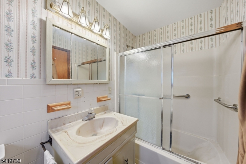 Indian Lake - Residential