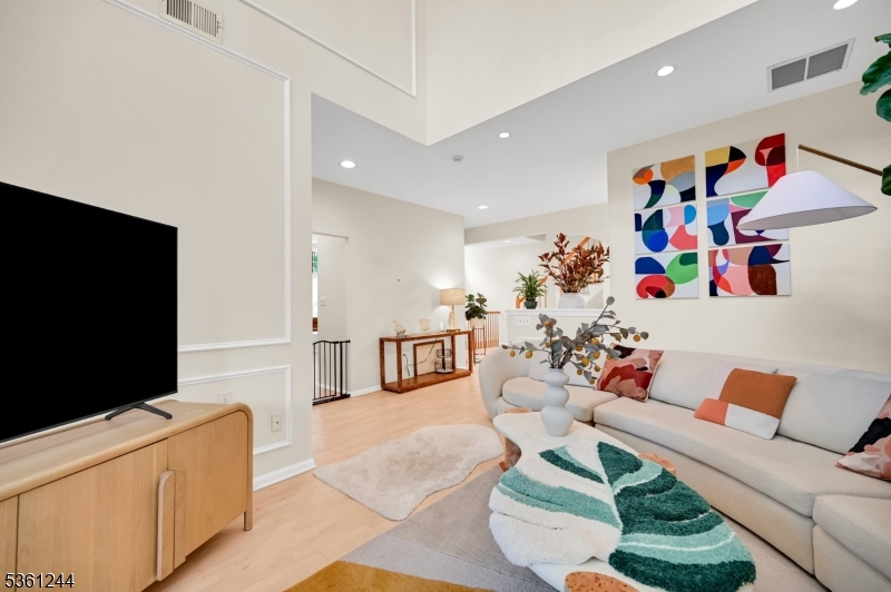 Regency Club - Residential