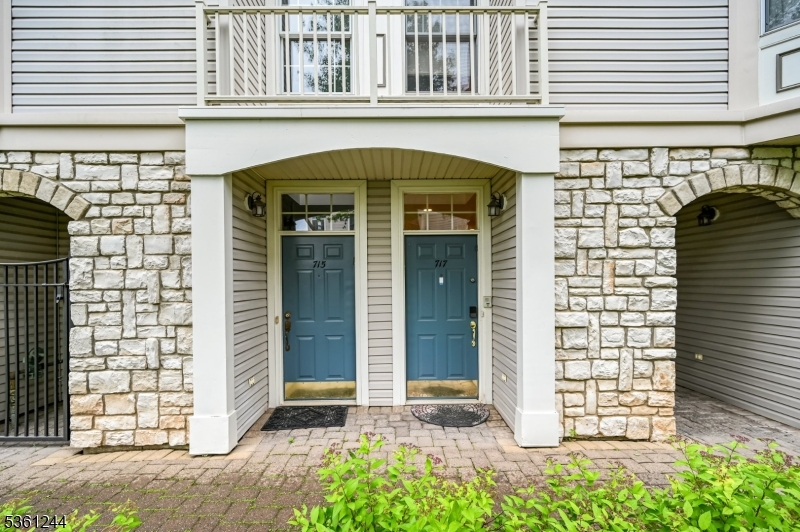 Regency Club - Residential