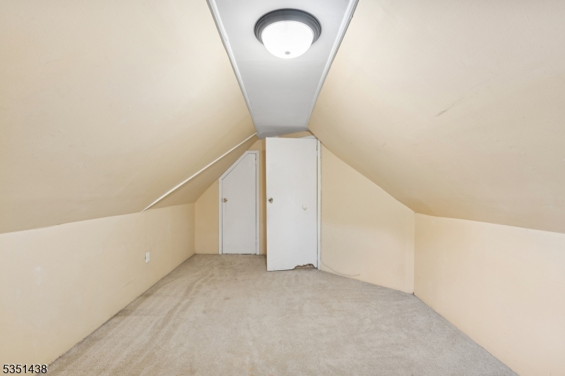 Englewood City, New Jersey 07631, United States, 5 Bedrooms Bedrooms, ,3 BathroomsBathrooms,Residential,Pending,154188