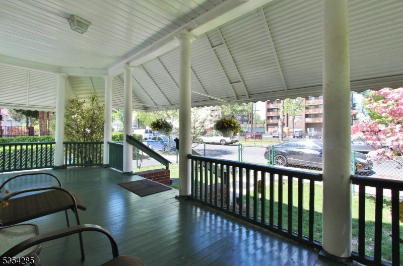 Plainfield City, New Jersey 07060, United States, 2 Bedrooms Bedrooms, ,2 BathroomsBathrooms,Residential,Active,120350