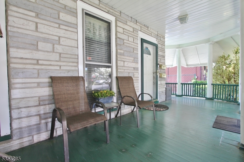 Plainfield City, New Jersey 07060, United States, 2 Bedrooms Bedrooms, ,2 BathroomsBathrooms,Residential,Active,120350