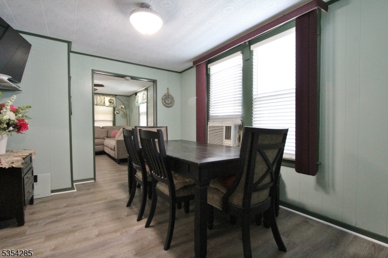 Plainfield City, New Jersey 07060, United States, 2 Bedrooms Bedrooms, ,2 BathroomsBathrooms,Residential,Active,120350