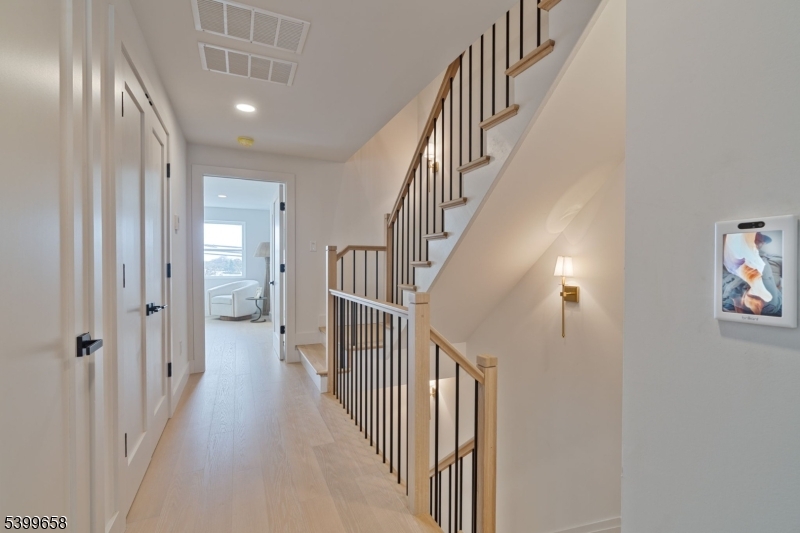 Avon Lakeview Townhomes - Residential