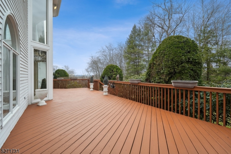 Riker Hill - Residential