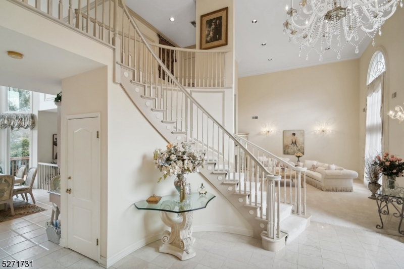 Riker Hill - Residential