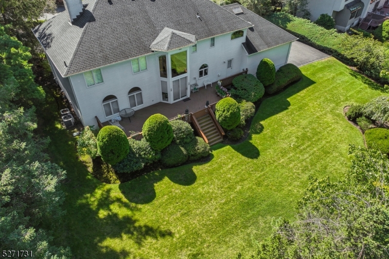 Riker Hill - Residential