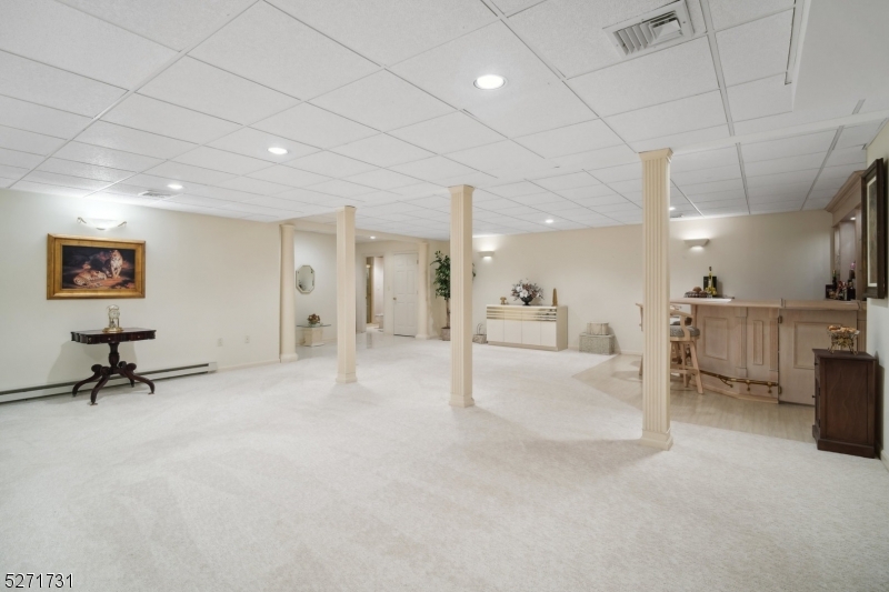 Riker Hill - Residential