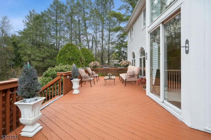 Riker Hill - Residential