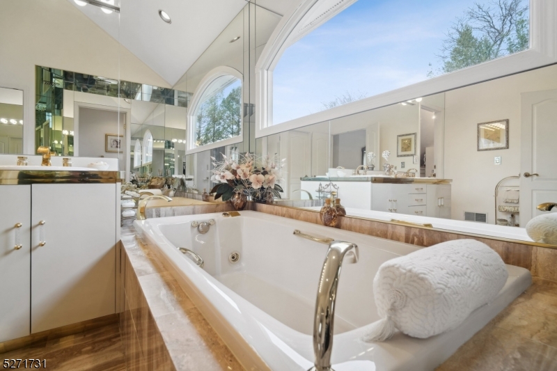 Riker Hill - Residential