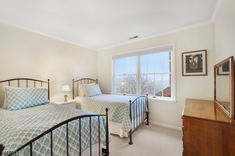 MountainView/Pitney Farn - Residential