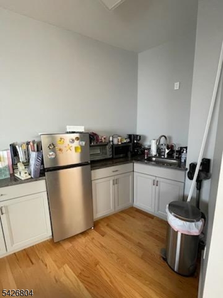 Roseville - Commercial Sale