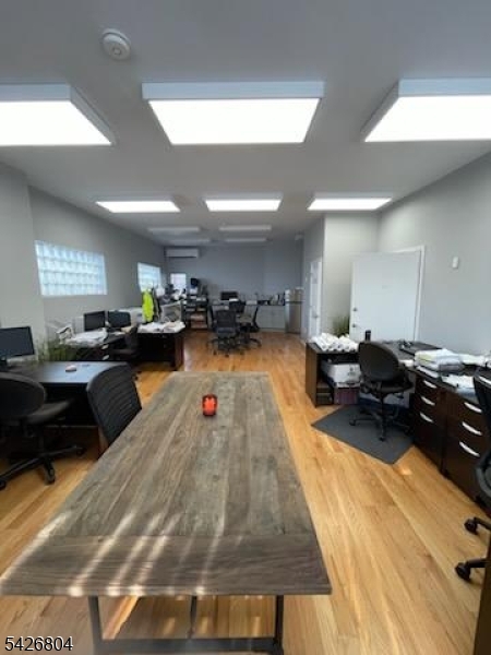 Roseville - Commercial Sale