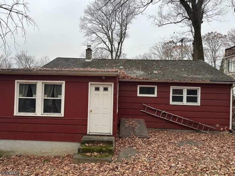 White Meadow Lake - Residential