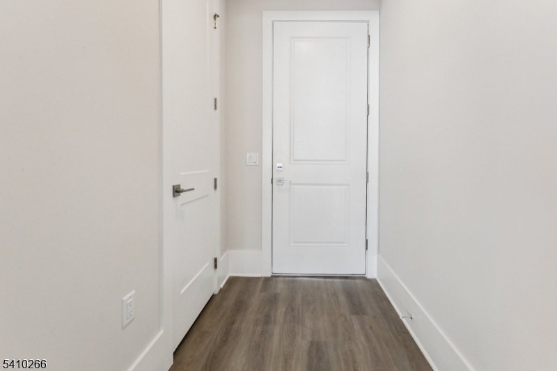 THE HILLS AT WARREN - Residential Lease