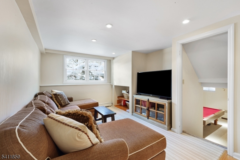 Briarwood - Residential