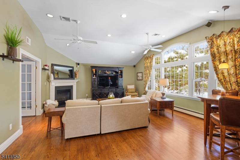 Briarwood - Residential