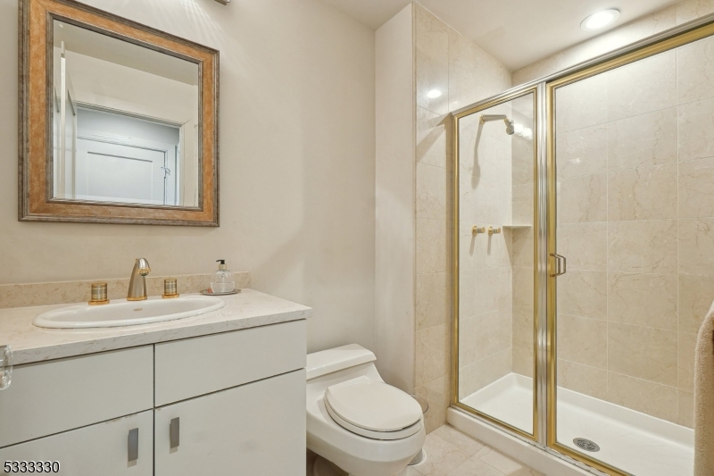 The Top Condo - Residential