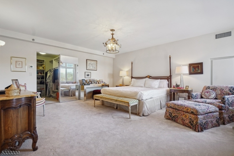 The Top Condo - Residential