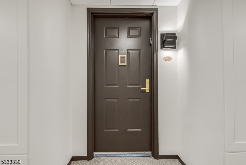 The Top Condo - Residential