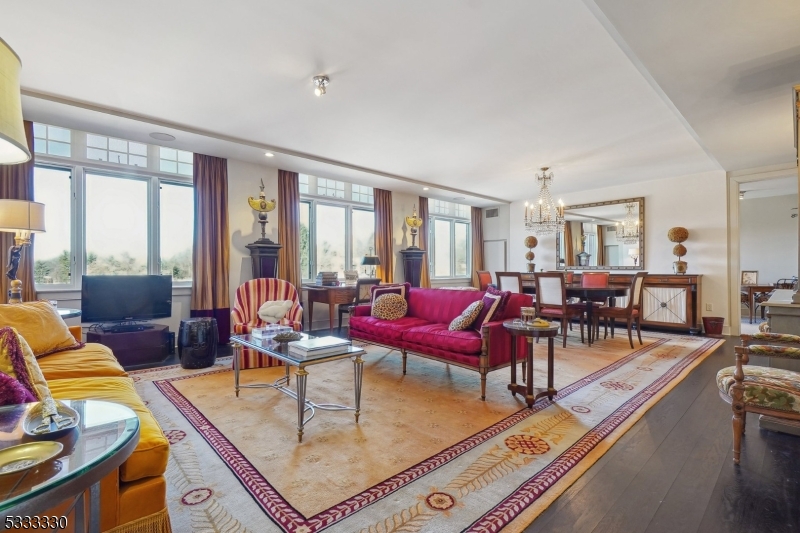 The Top Condo - Residential