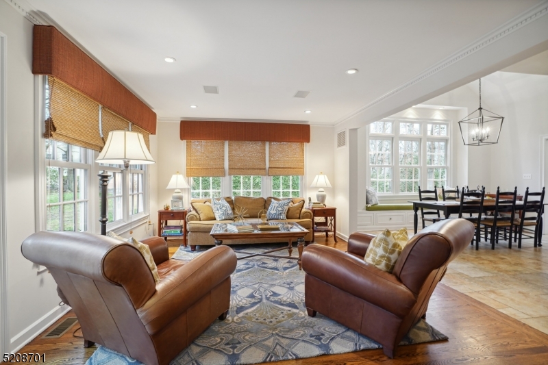 OLD SHORT HILLS / GLENWOOD - Residential