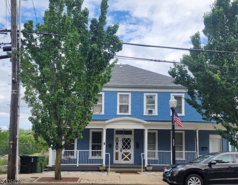 Down Town - Residential Income