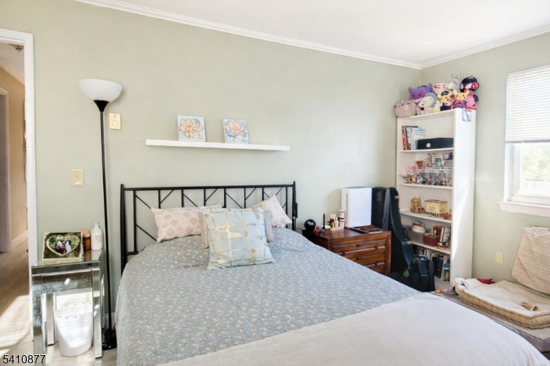 Mountainview Manor - Residential