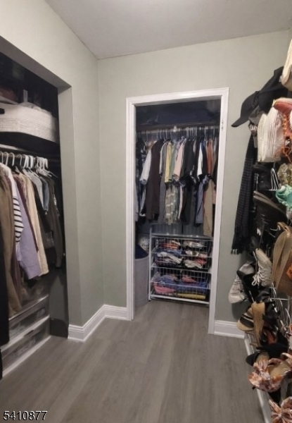 Mountainview Manor - Residential