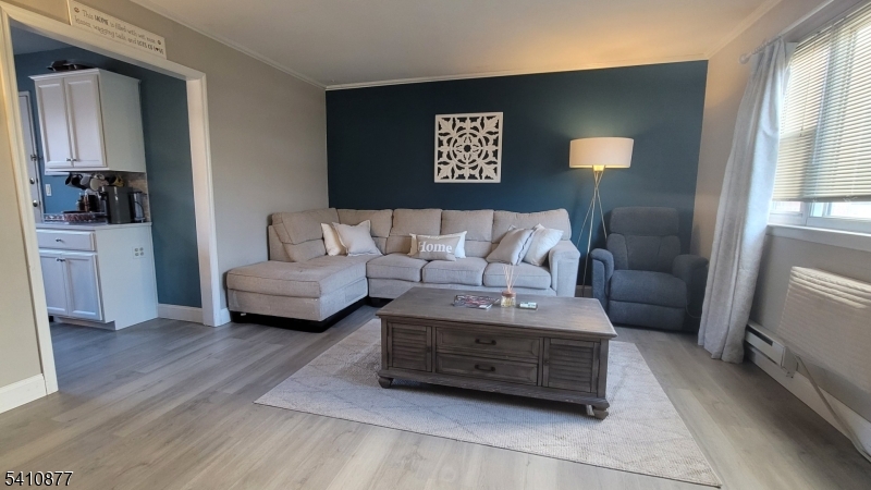 Mountainview Manor - Residential