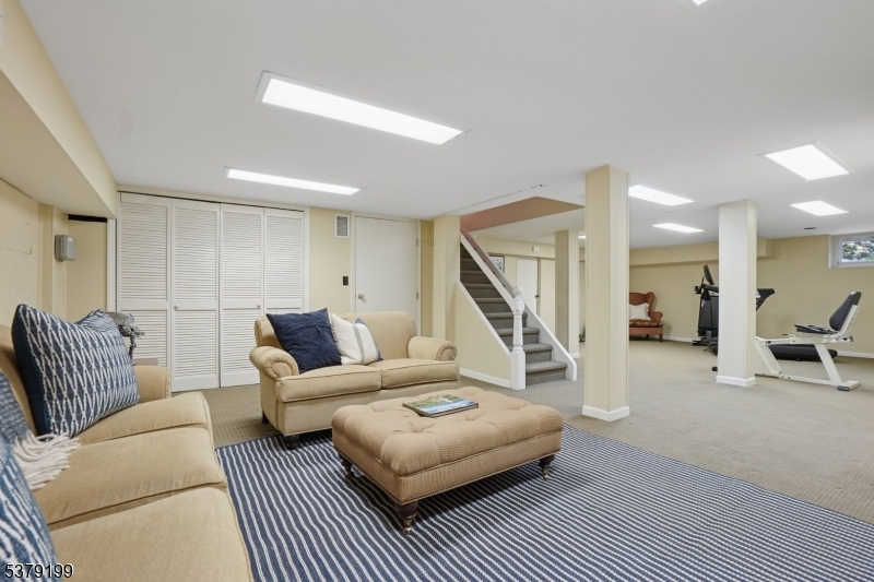 Upper Montclair - Residential