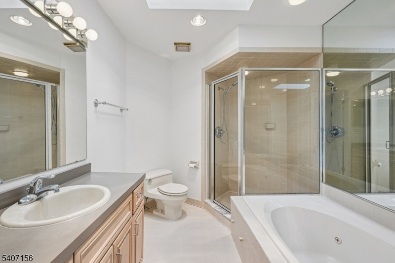 Wedgewood Knolls - Residential