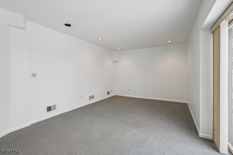 Wedgewood Knolls - Residential