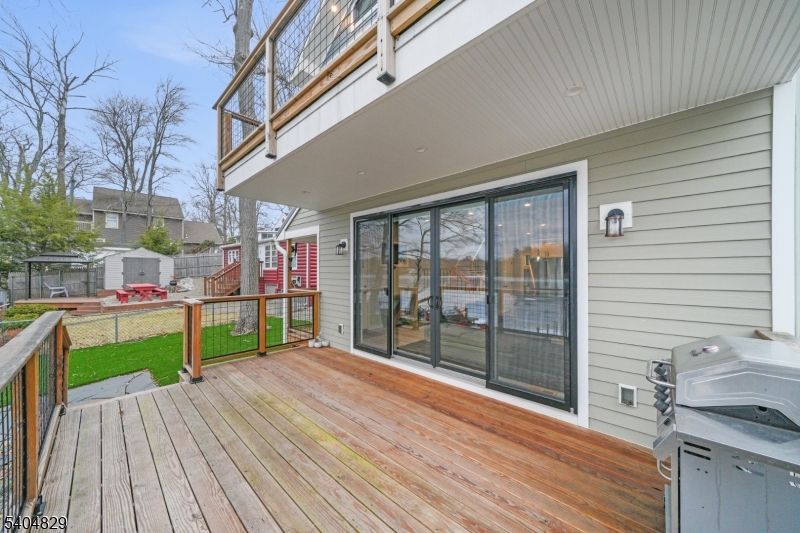 Upper Greenwood Lake - Residential