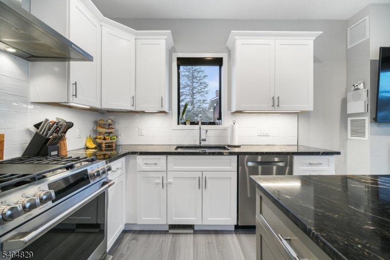 Upper Greenwood Lake - Residential