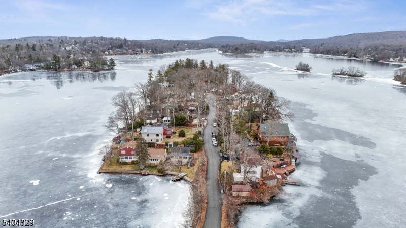 Upper Greenwood Lake - Residential