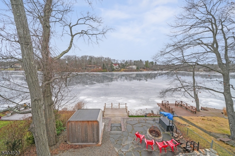 Upper Greenwood Lake - Residential