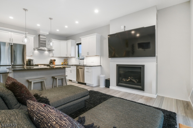 Upper Greenwood Lake - Residential