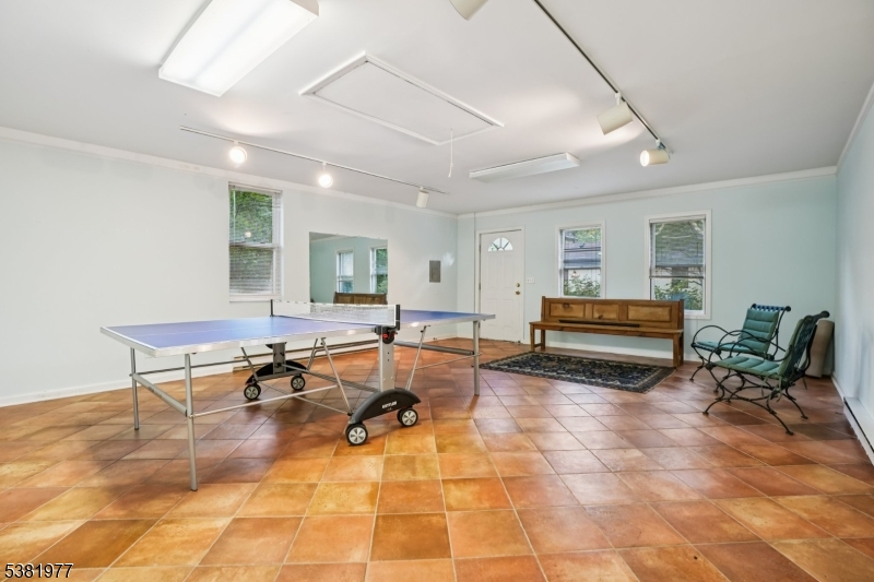 SUMMIT - Residential