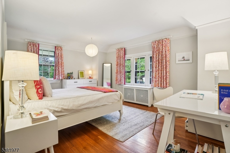 SUMMIT - Residential