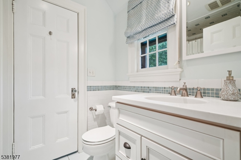 SUMMIT - Residential