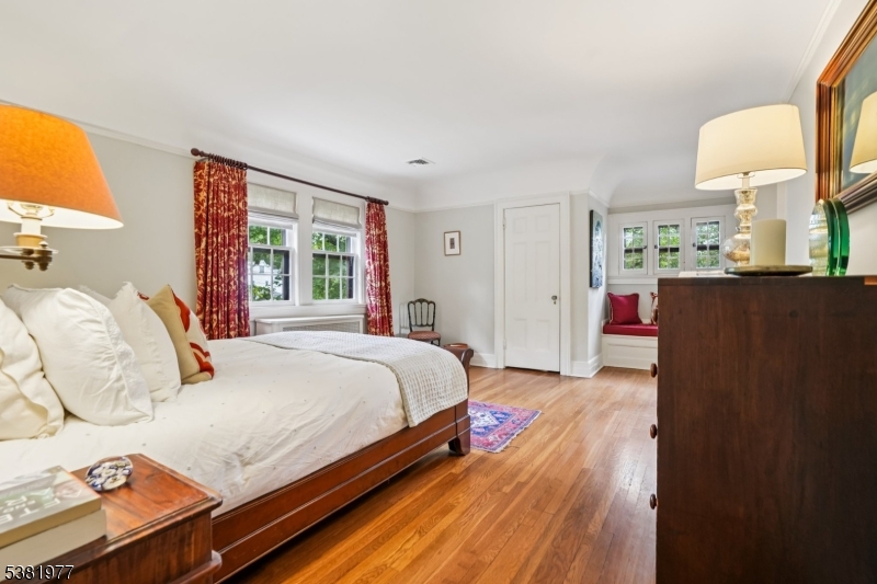 SUMMIT - Residential