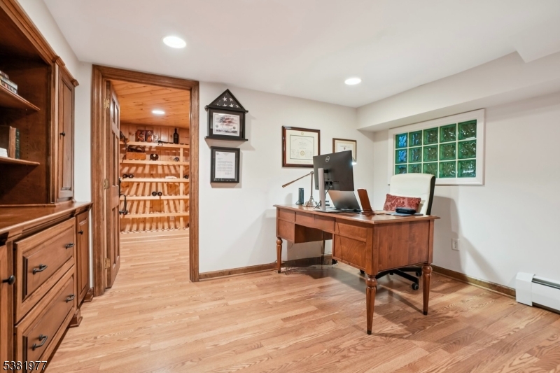 SUMMIT - Residential