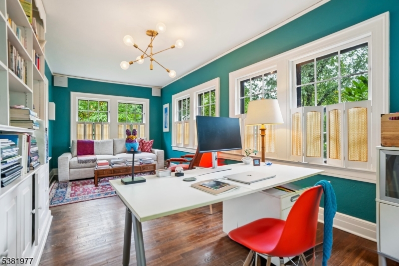 SUMMIT - Residential