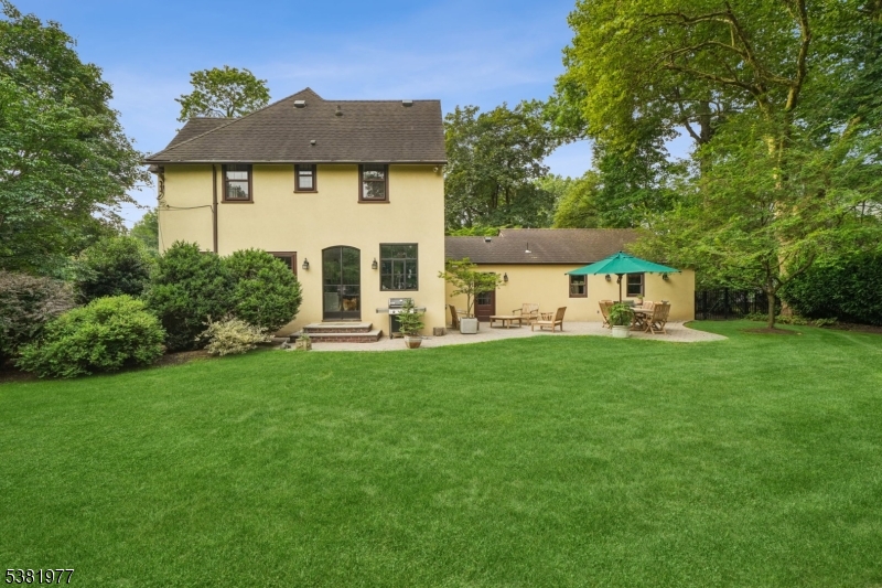 SUMMIT - Residential