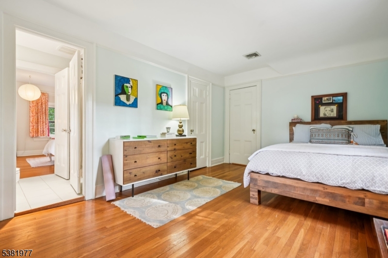 SUMMIT - Residential